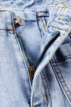 Load image into Gallery viewer, Raw Hem Straight Jeans with Pockets
