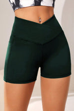 Load image into Gallery viewer, Wide Waistband Active Shorts with Pocket
